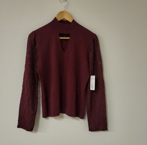 Bold Elements Keyhole Full Sleeves Sweater Blouse New